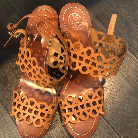 Shoes - Picture 4 of 5